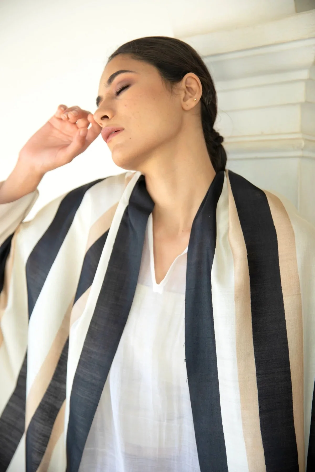The 'Classic Sili' Eri Silk Scarf - Image 5
