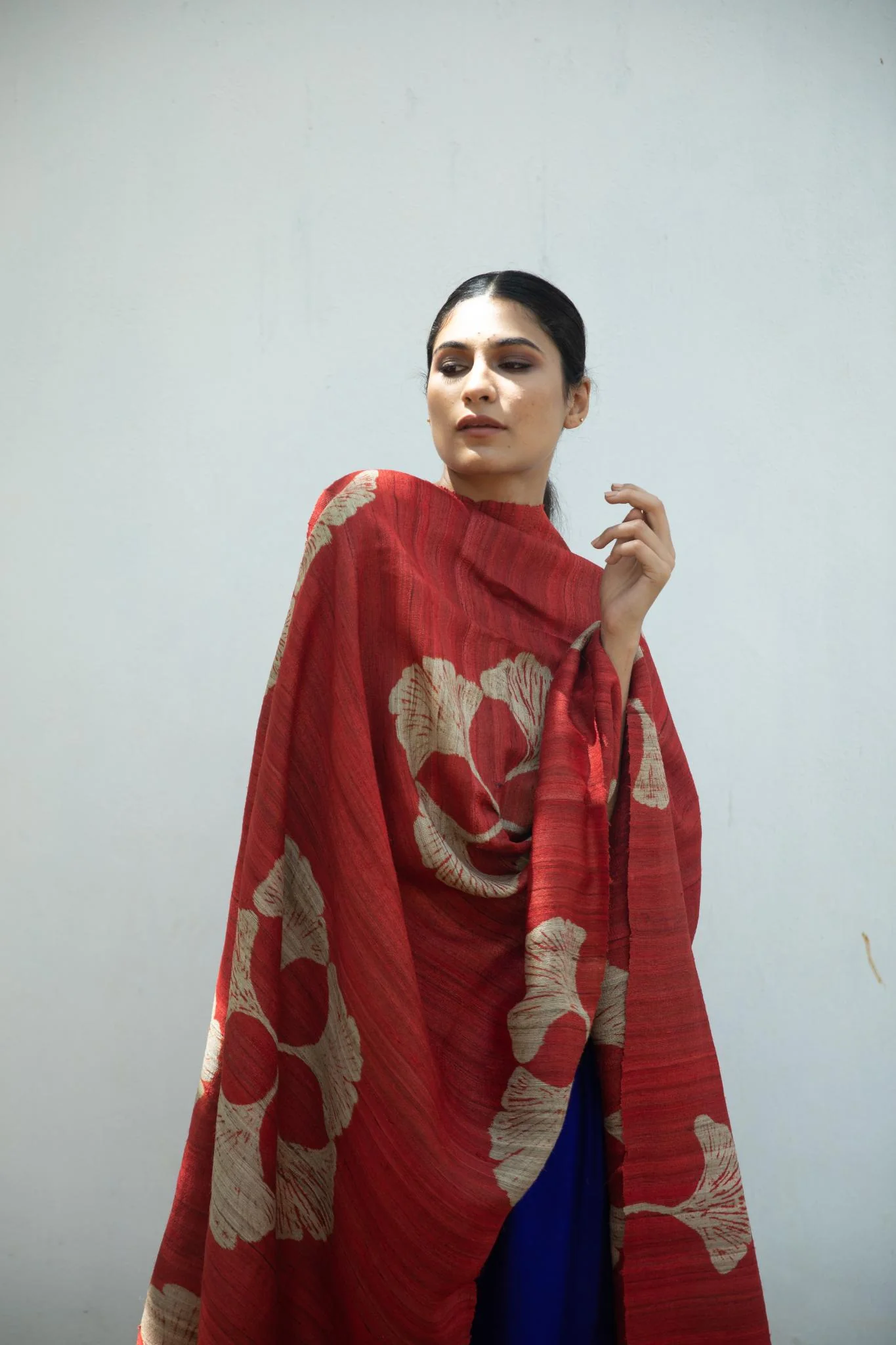 The 'Icho' Tussar Silk Blanket Scarf - Image 4