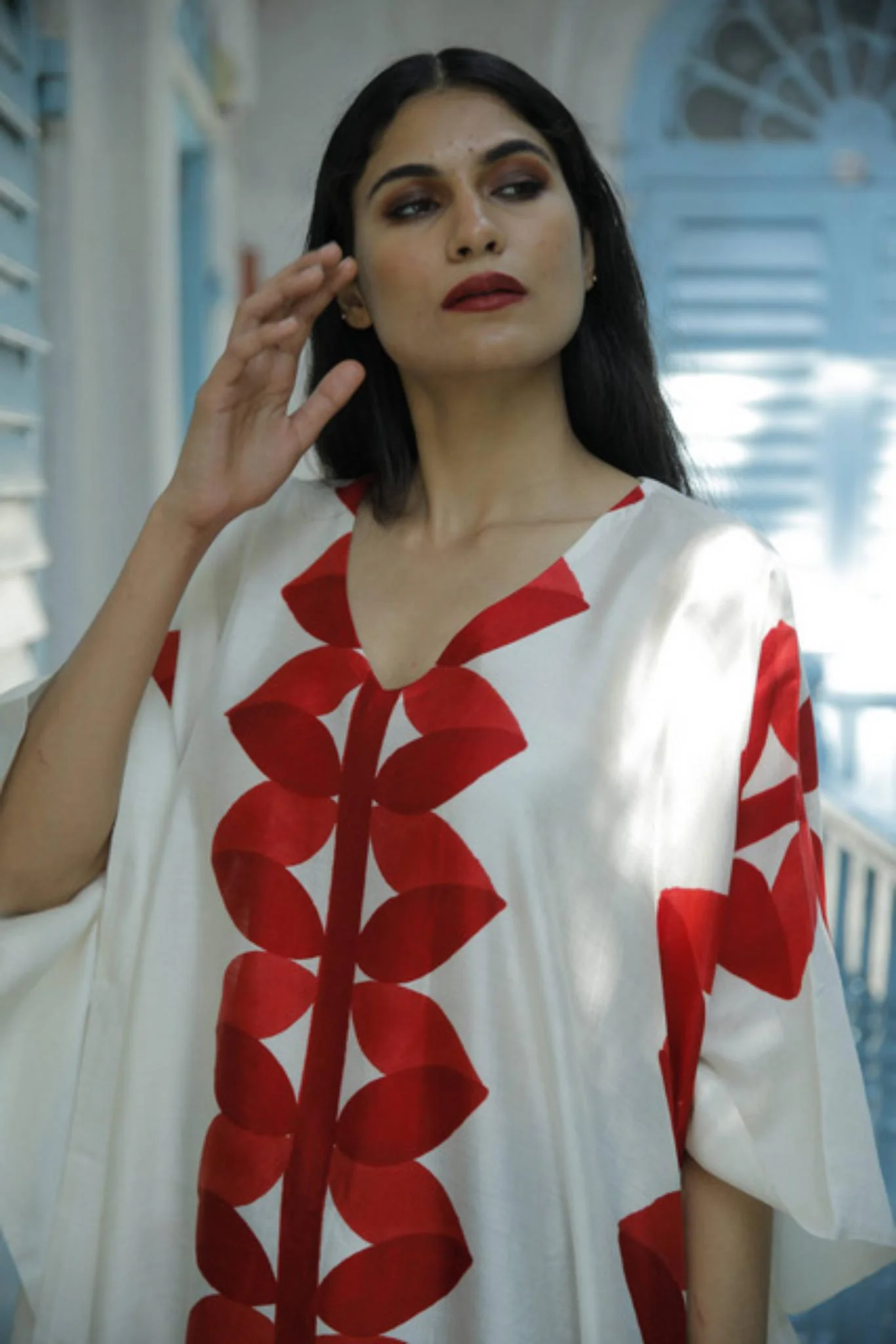 The 'Lal Patta' Eri Peace Silk Kaftan - Image 3