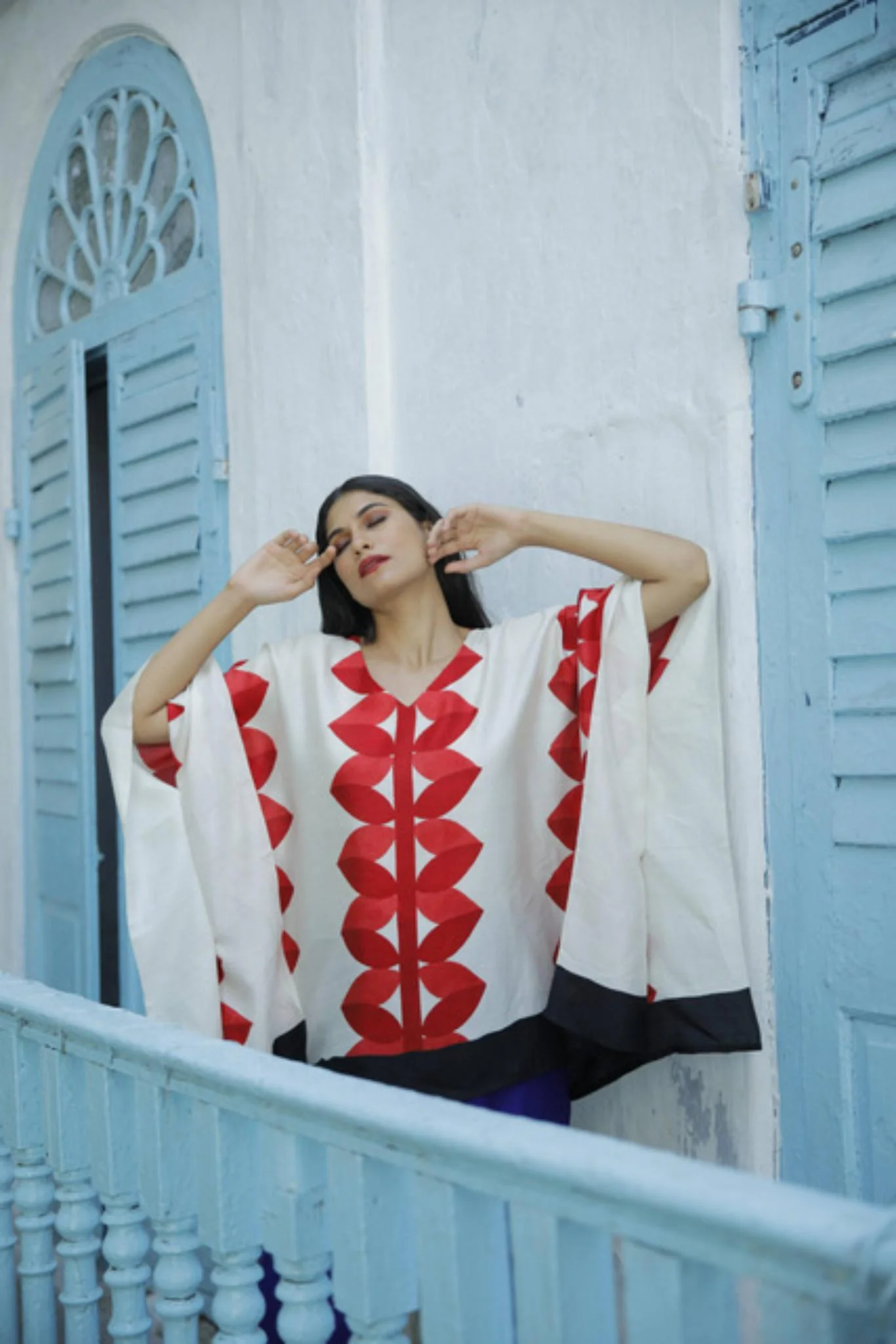 The 'Lal Patta' Eri Peace Silk Kaftan - Image 7