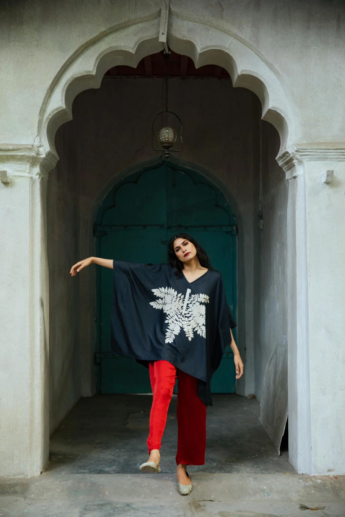 The 'Magnum Opus' Eri Peace Silk kaftan - Image 4