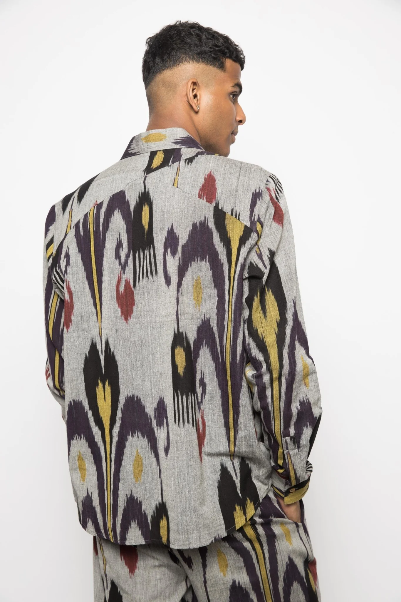 The Minimalist Shirt - Image 6