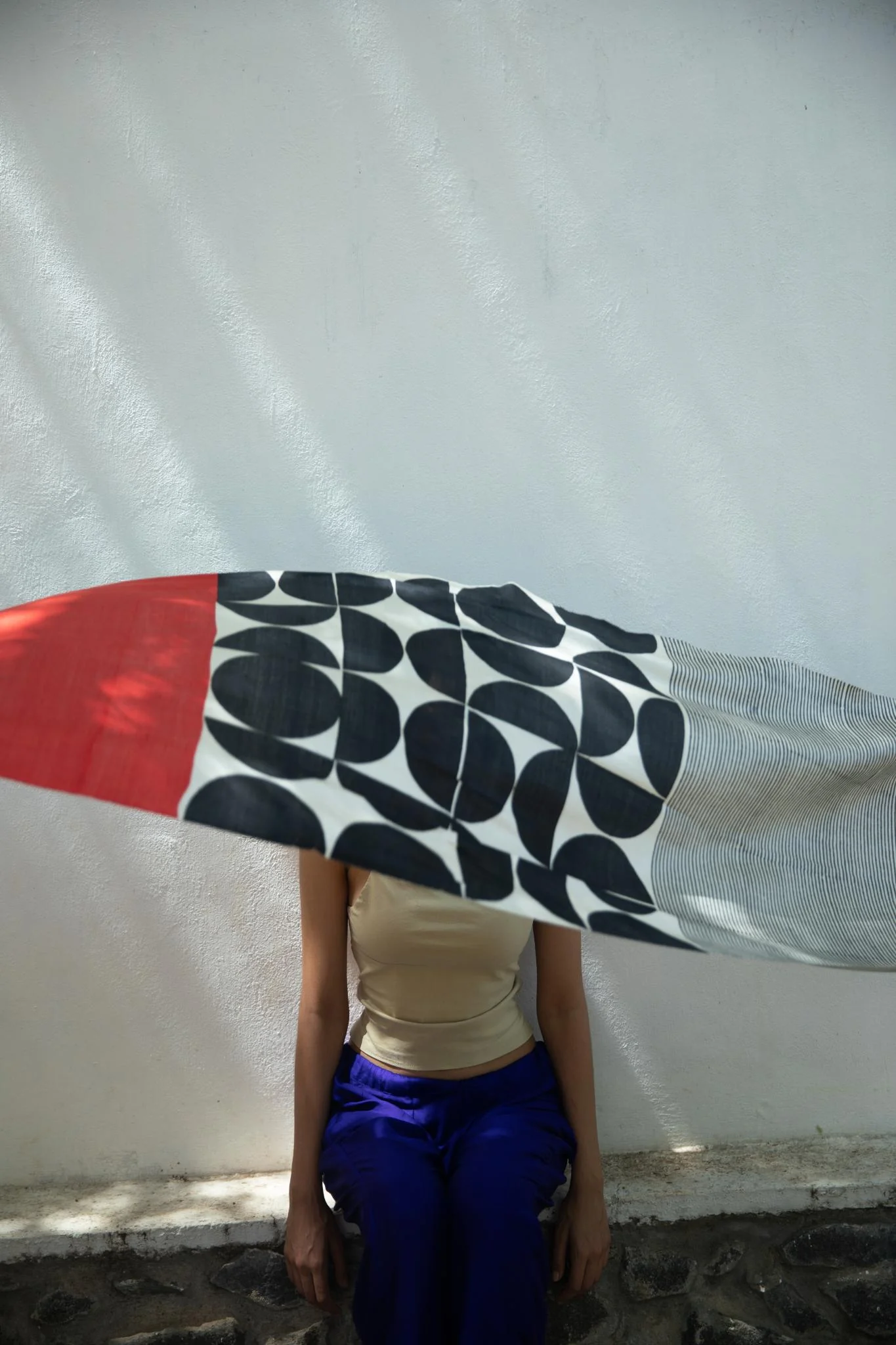 The 'Moon' Eri Silk Scarf - Image 4