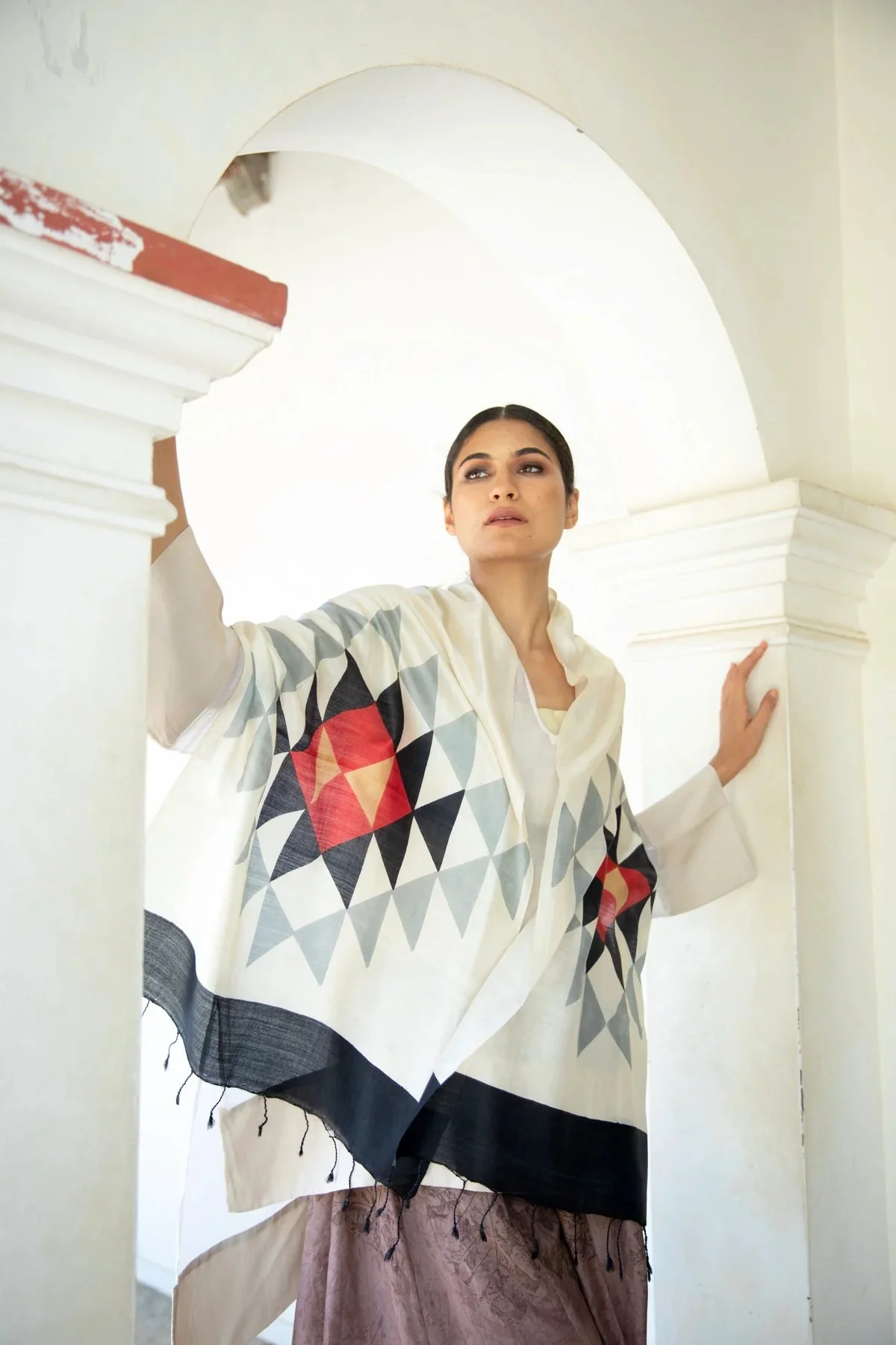 The 'Tangram' Eri Silk Scarf - Image 6