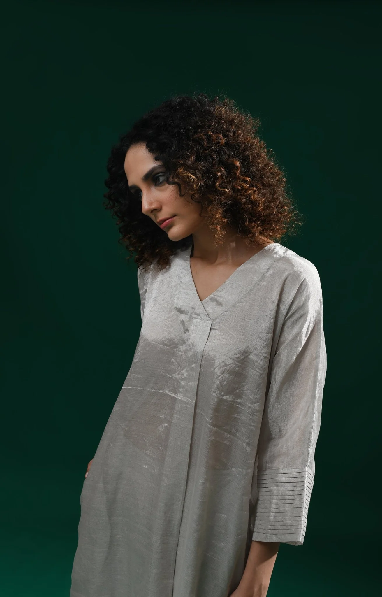 Tissue Kaftan Co-ord with Pleated Cuff (Set of 2) - Silver - Image 3