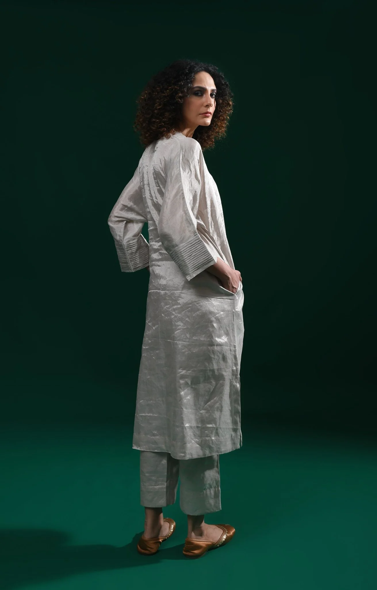 Tissue Kaftan Co-ord with Pleated Cuff (Set of 2) - Silver - Image 4