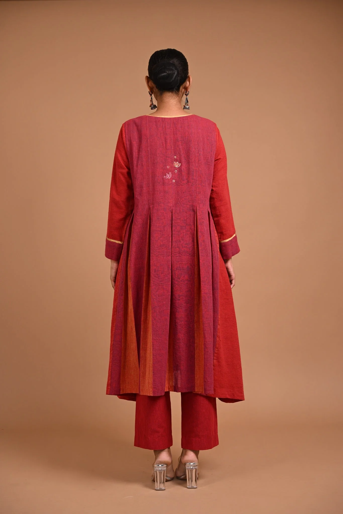 Ulhas Kurta in Red - Image 6