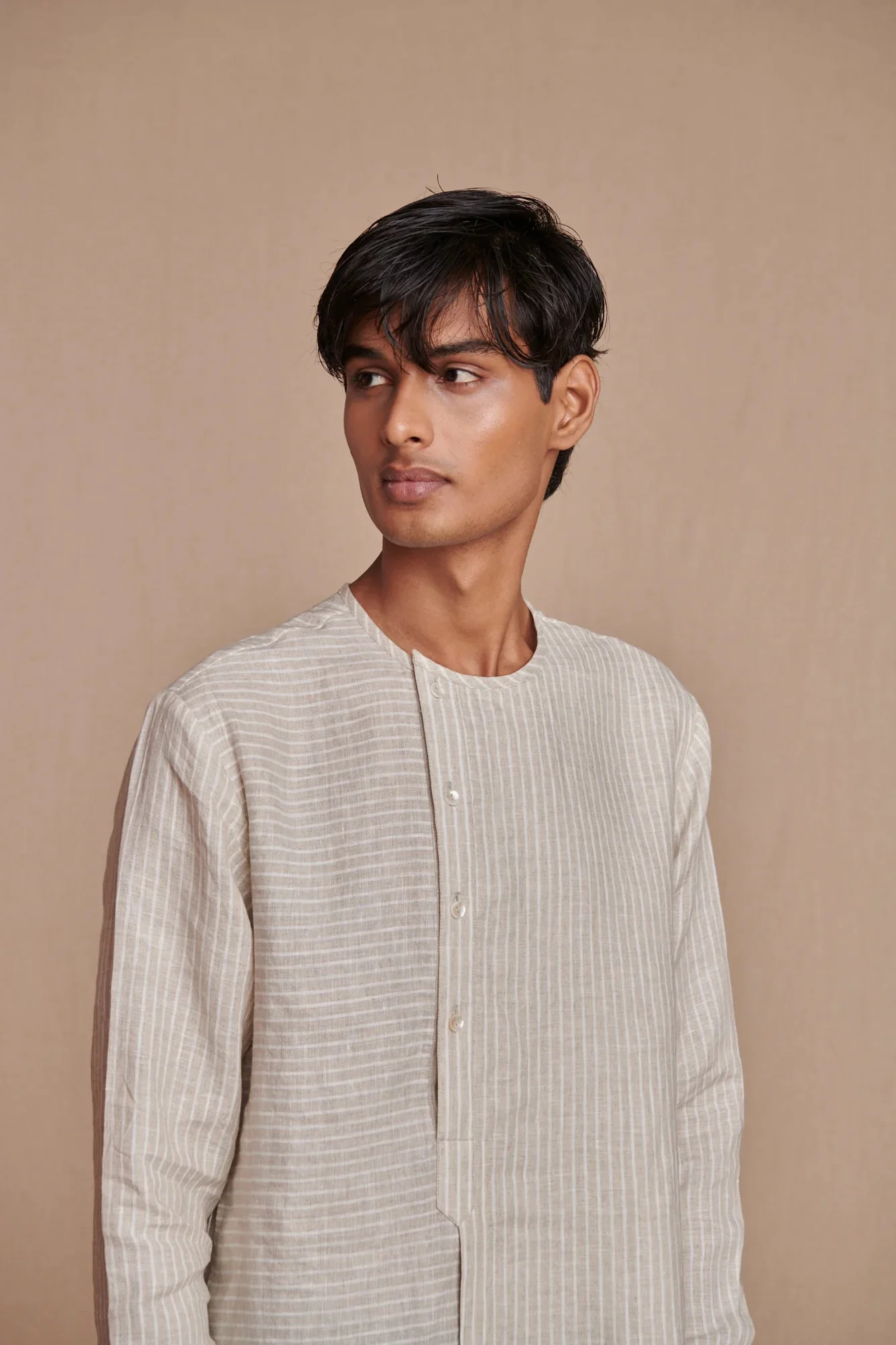 Undyed Pinstripe Linen Side Open Kurta Set - Image 9