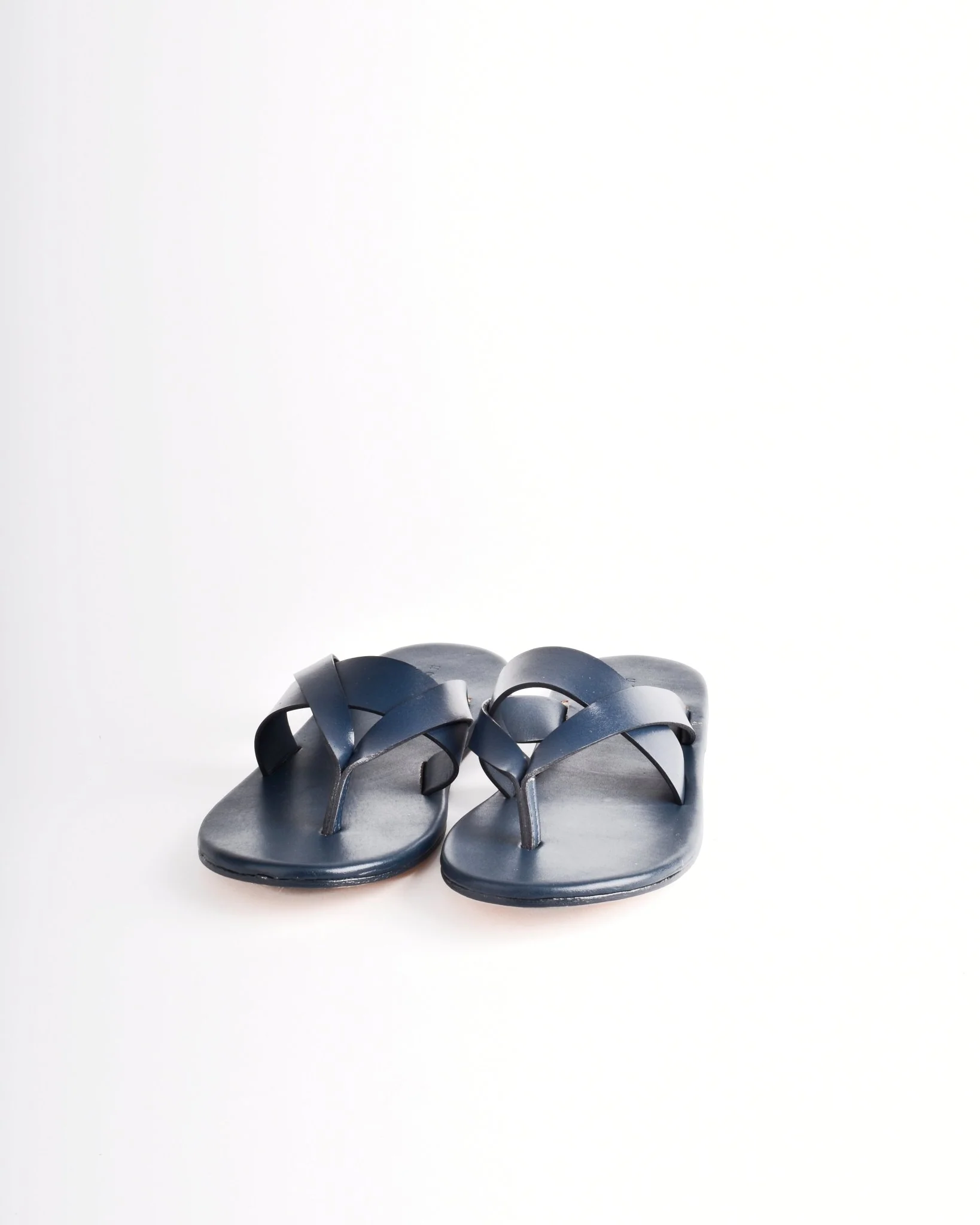 V-Strap Sandals for Women - Image 11