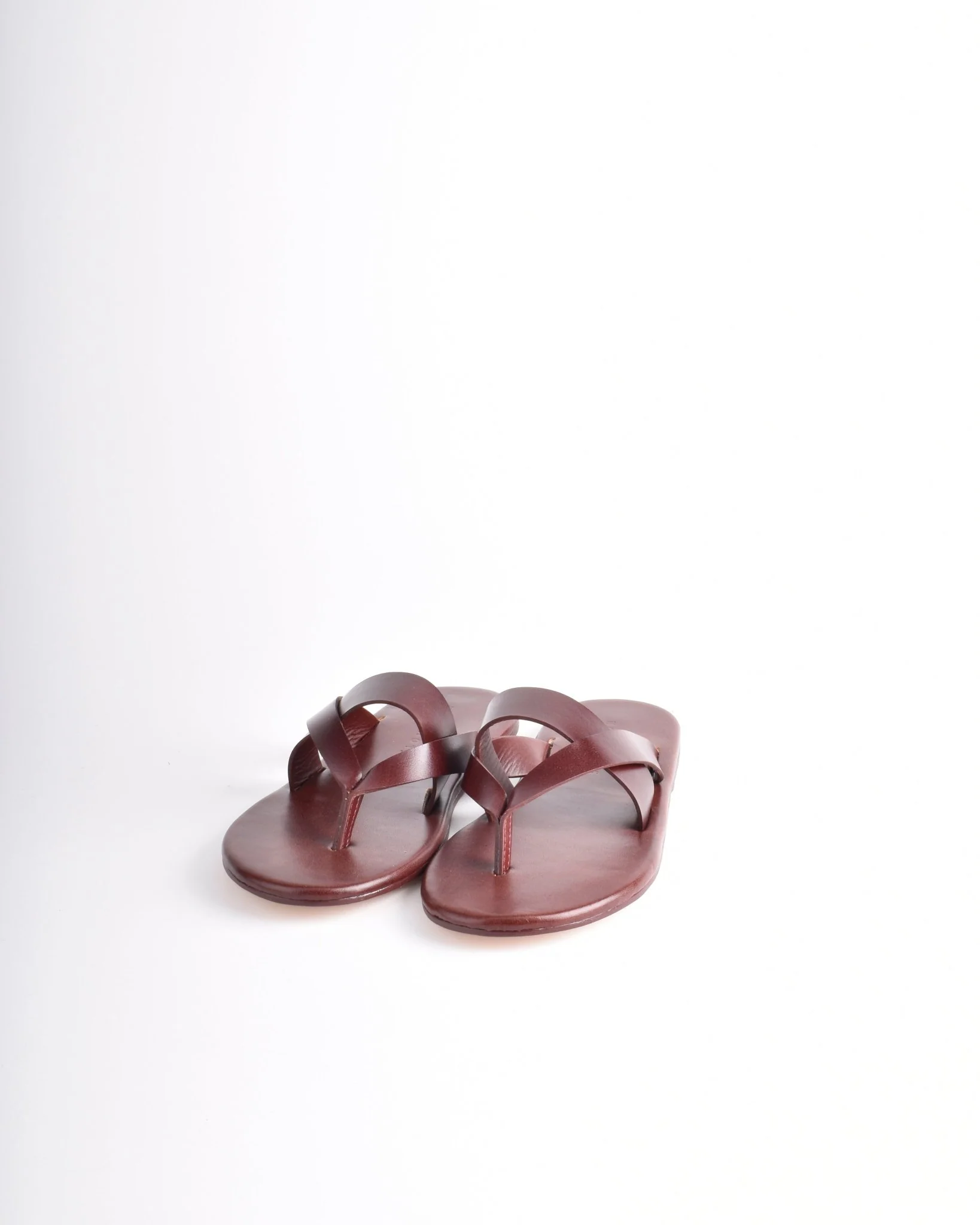 V-Strap Sandals for Women - Image 14