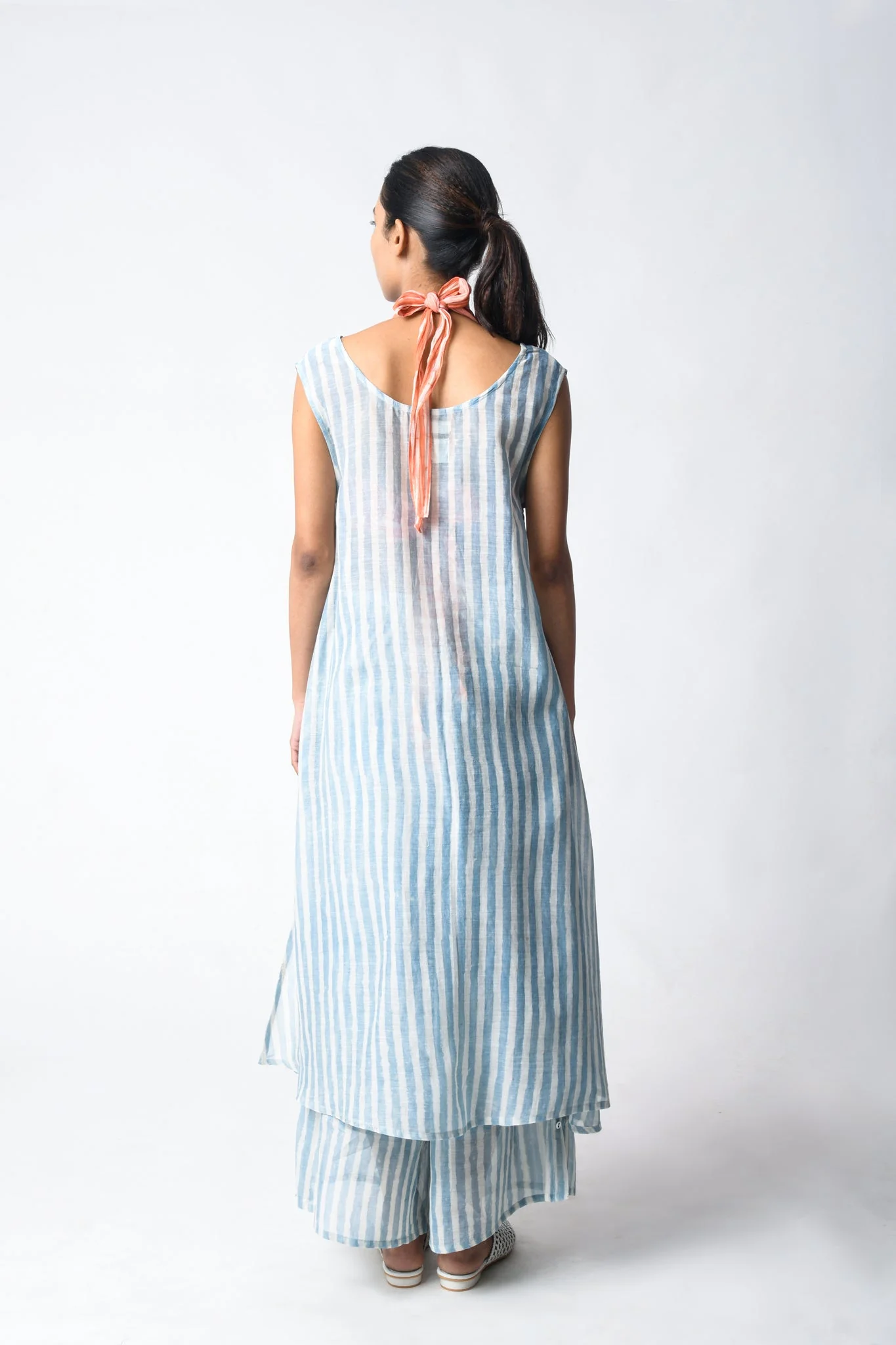 V-Tunic Sky Set - Image 5