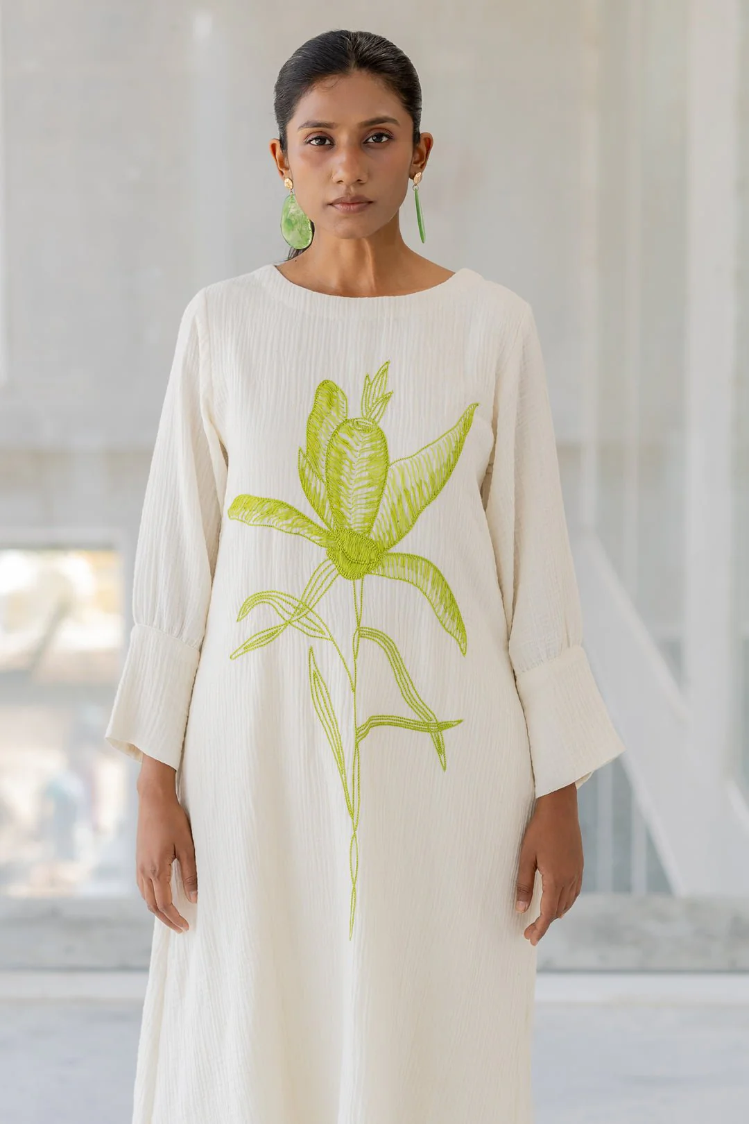 Vanilla Mist Embroidered Kurta Set - Image 4