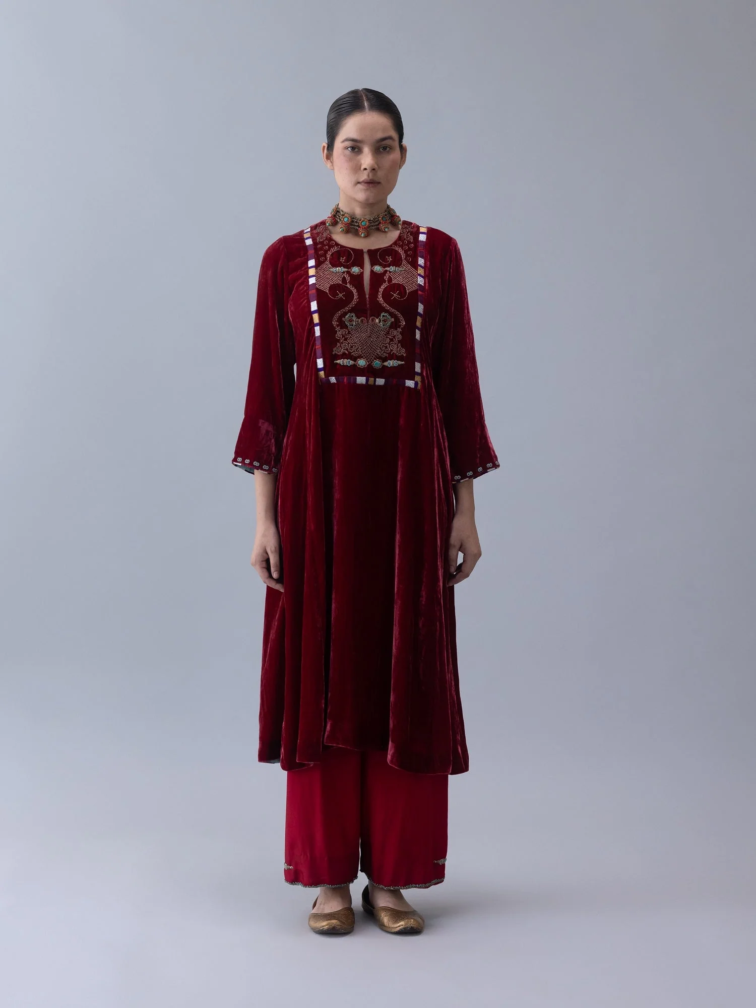 Varja Kurta