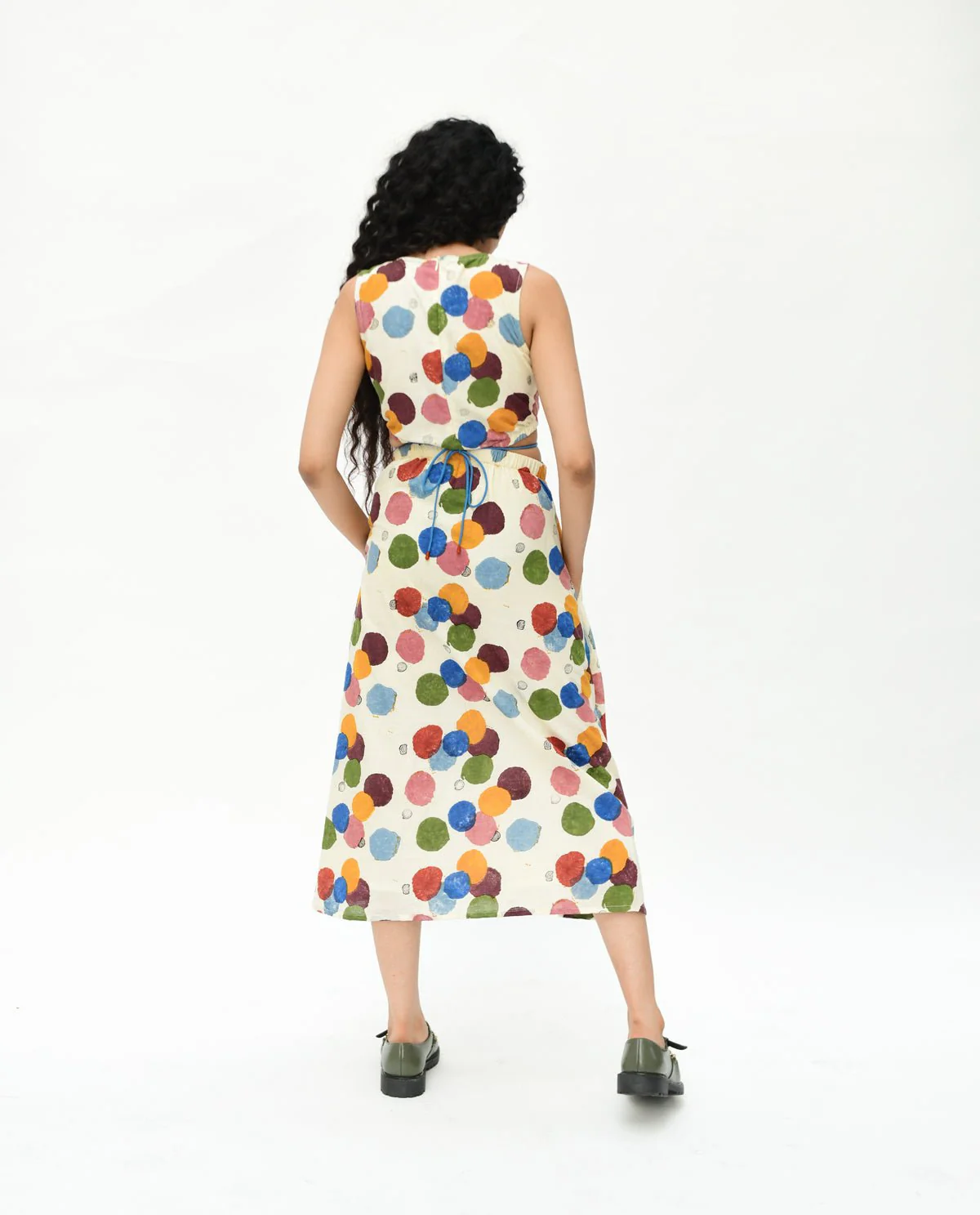 Void Side Space Dress - Image 2