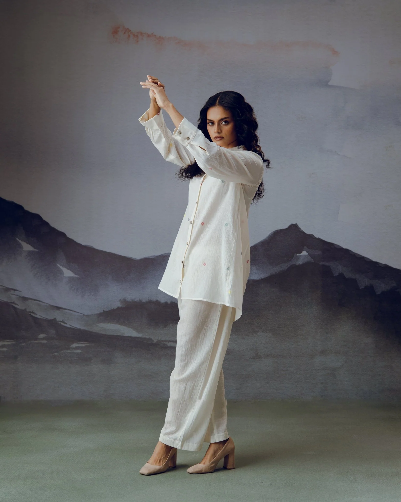 White Ambar Shirt - Image 5