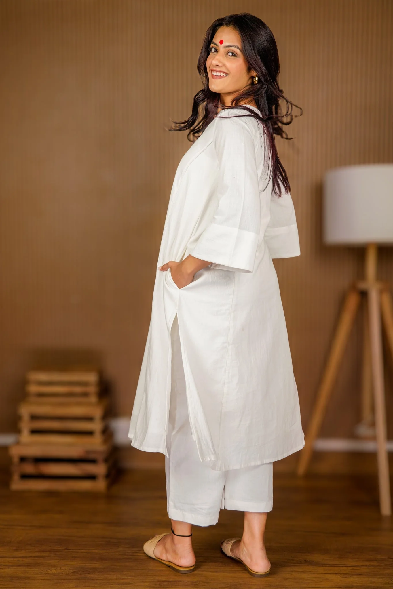 White Kurta and Pants Set - Image 4