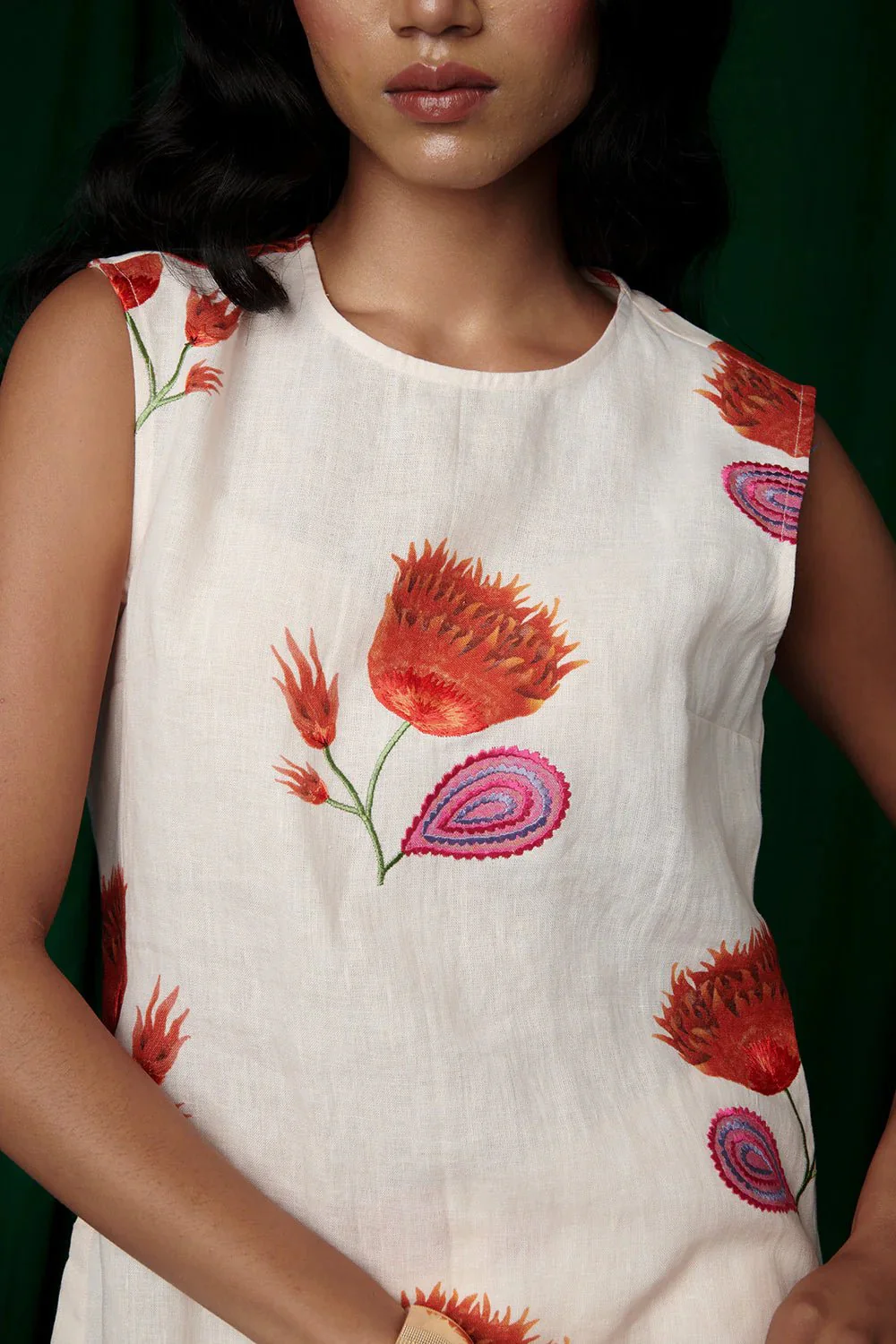 Wildflower Linen Fitted Kurta Set - Image 2