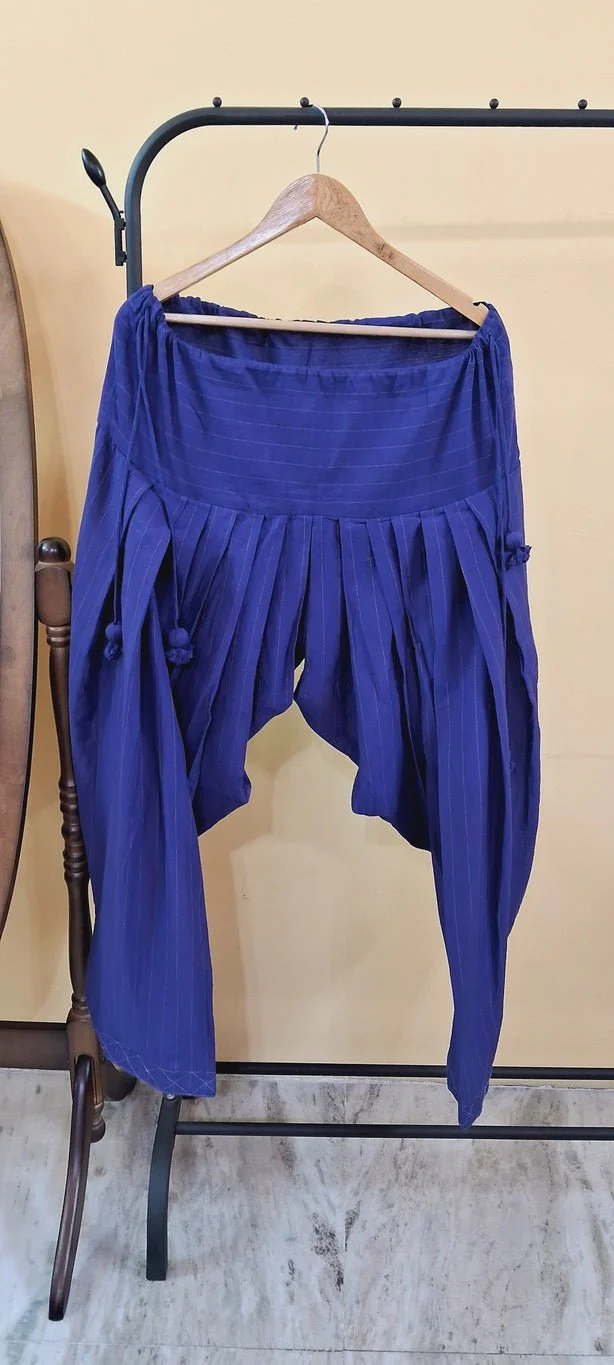 Zeenat Zari Striped Patiala Pants - Image 4